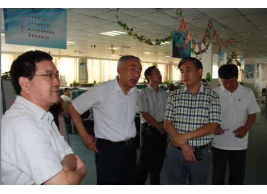 邢臺市第三屆工商界領(lǐng)袖清華高級研修班同學(xué)代表 來我公司參觀交流